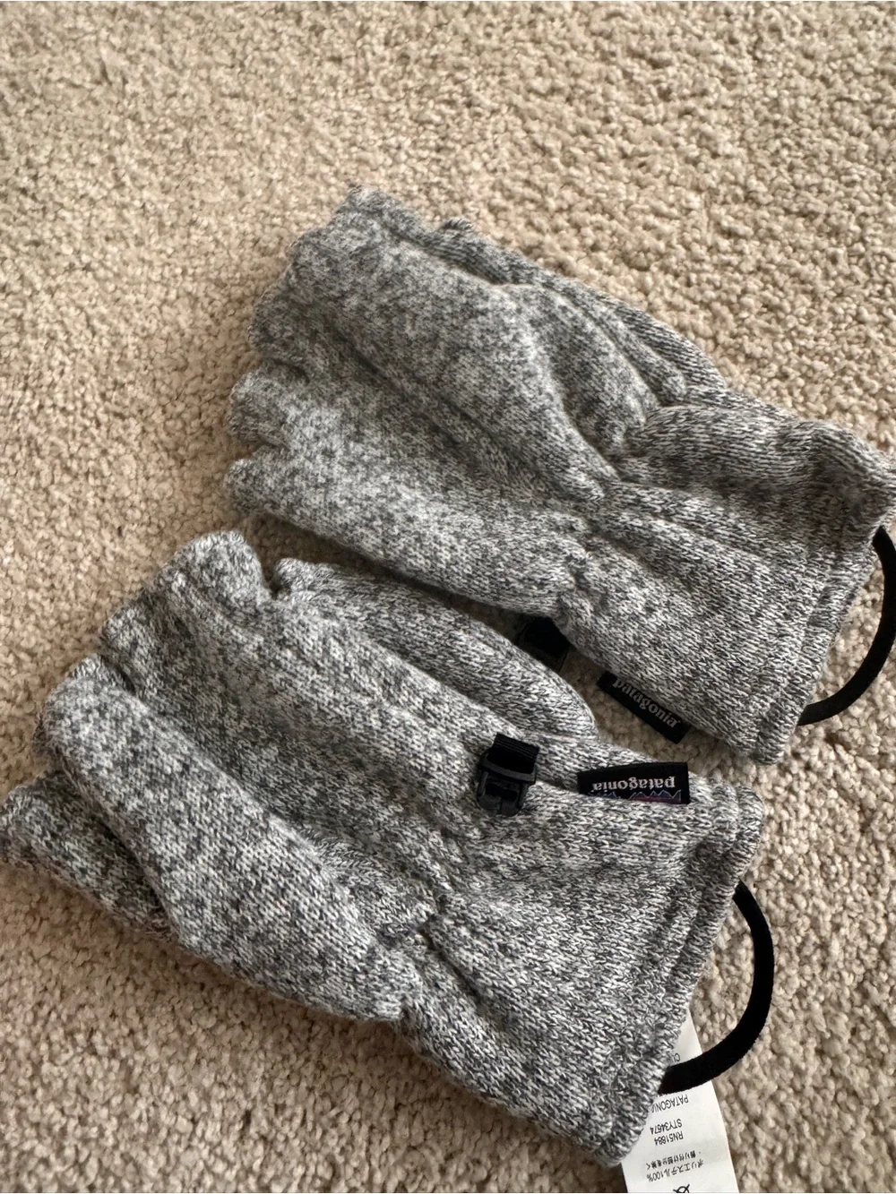 Patagonia Gray Convertible Knit Mittens Size XS